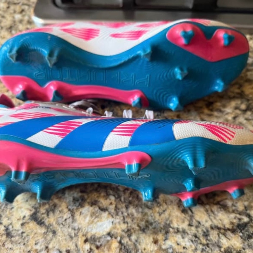 Men’s soccer cleats